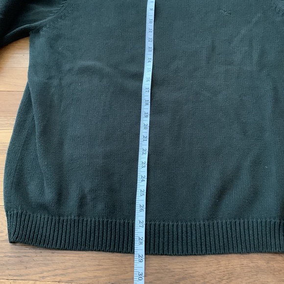 🌲Eddie Bauer dark green v-neck cotton sweater. Size XL Tall. - Picture 4 of 7